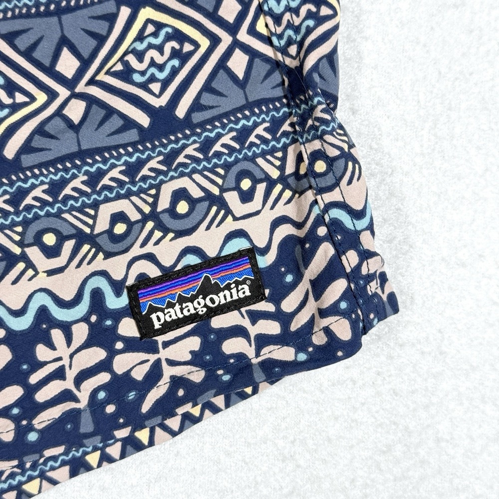 Patagonia Baggies Shorts Womens Medium Tribal 5" Inseam Southwest Aztec Beach - Picture 2 of 13